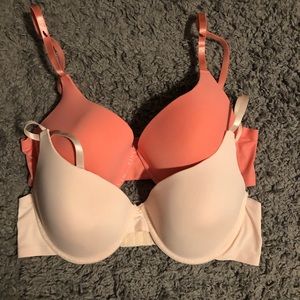 2 Pack Vince Camuto Bra- New!